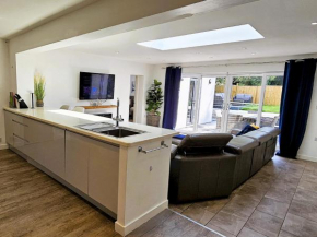 Pass the Keys Stylish and unique 2 4-bedroom homes for 8 guests
